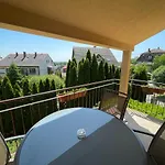 Garda Wellness Apartmanhaz 4*
