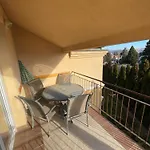 Ξενοδοχείο με διαμερίσματα Garda Wellness Apartmanhaz Hévíz