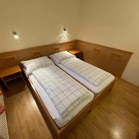 Garda Wellness Apartmanhaz Lägenhetshotell 4*