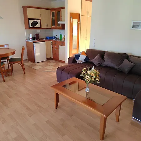 Garda Wellness Apartmanhaz
