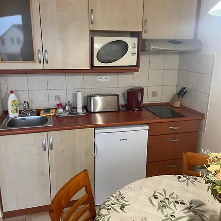 Garda Wellness Apartmanhaz Heviz