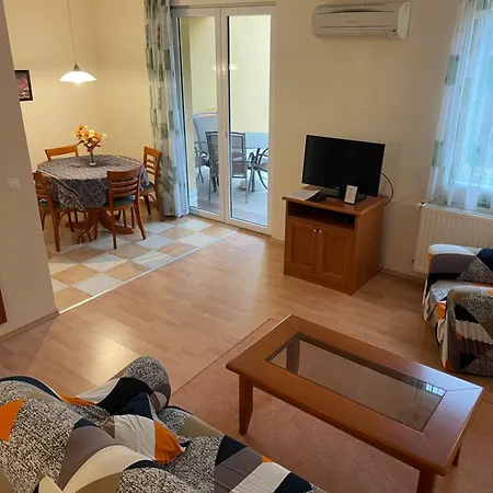 Garda Wellness Apartmanhaz Lägenhetshotell