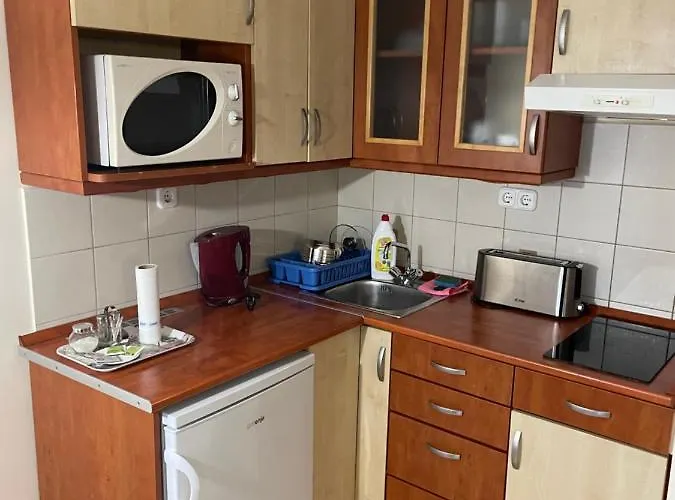 Garda Wellness Apartmanhaz 4*
