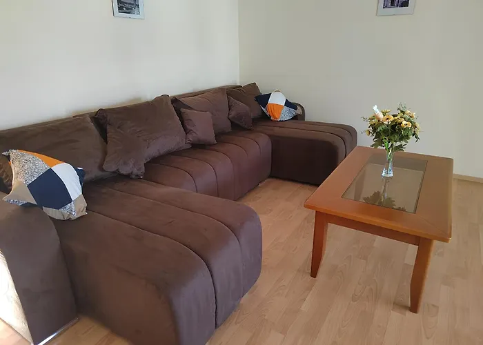 アパートホテル Garda Wellness Apartmanhaz 4*